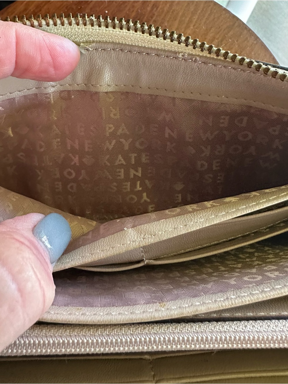 kate spade Two-Tone Cream and Tan Leather Wallet - Picture 7 of 11
